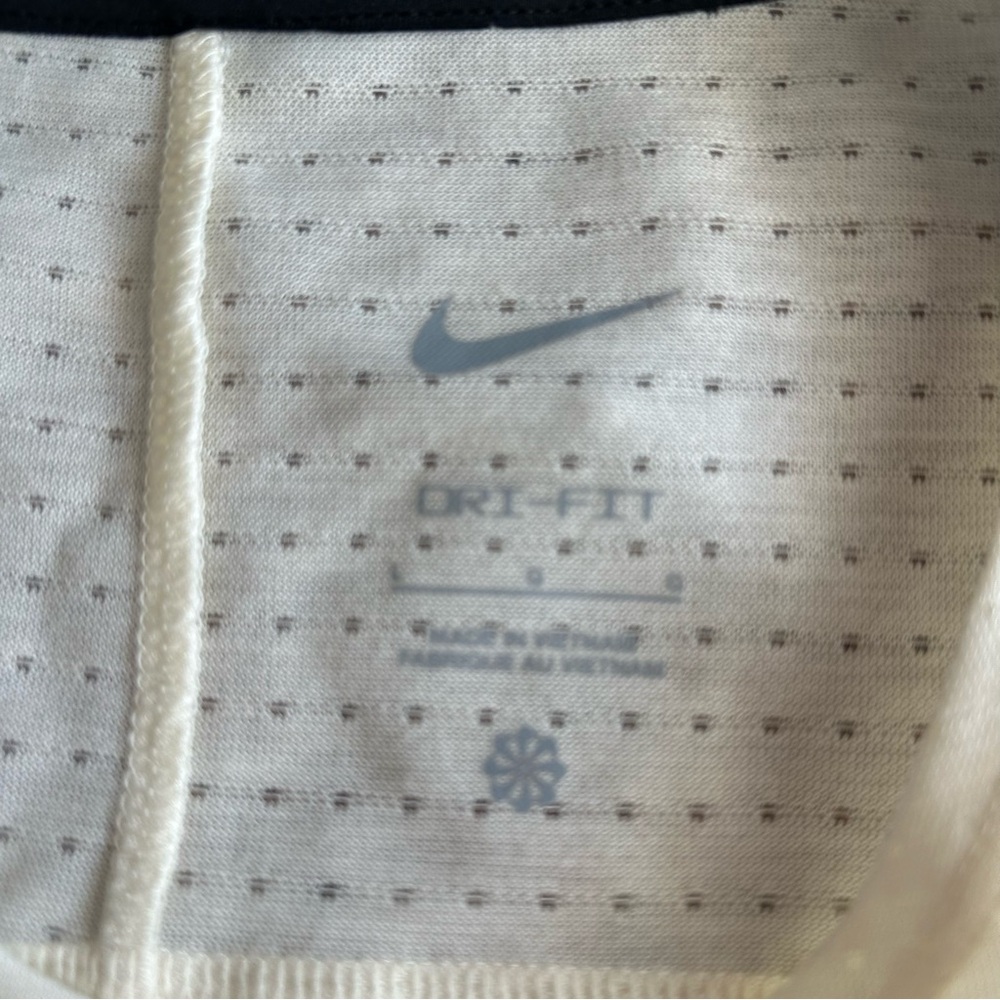 Nike Trail Performance Dri-Fit T-Shirt - Picture 5 of 11